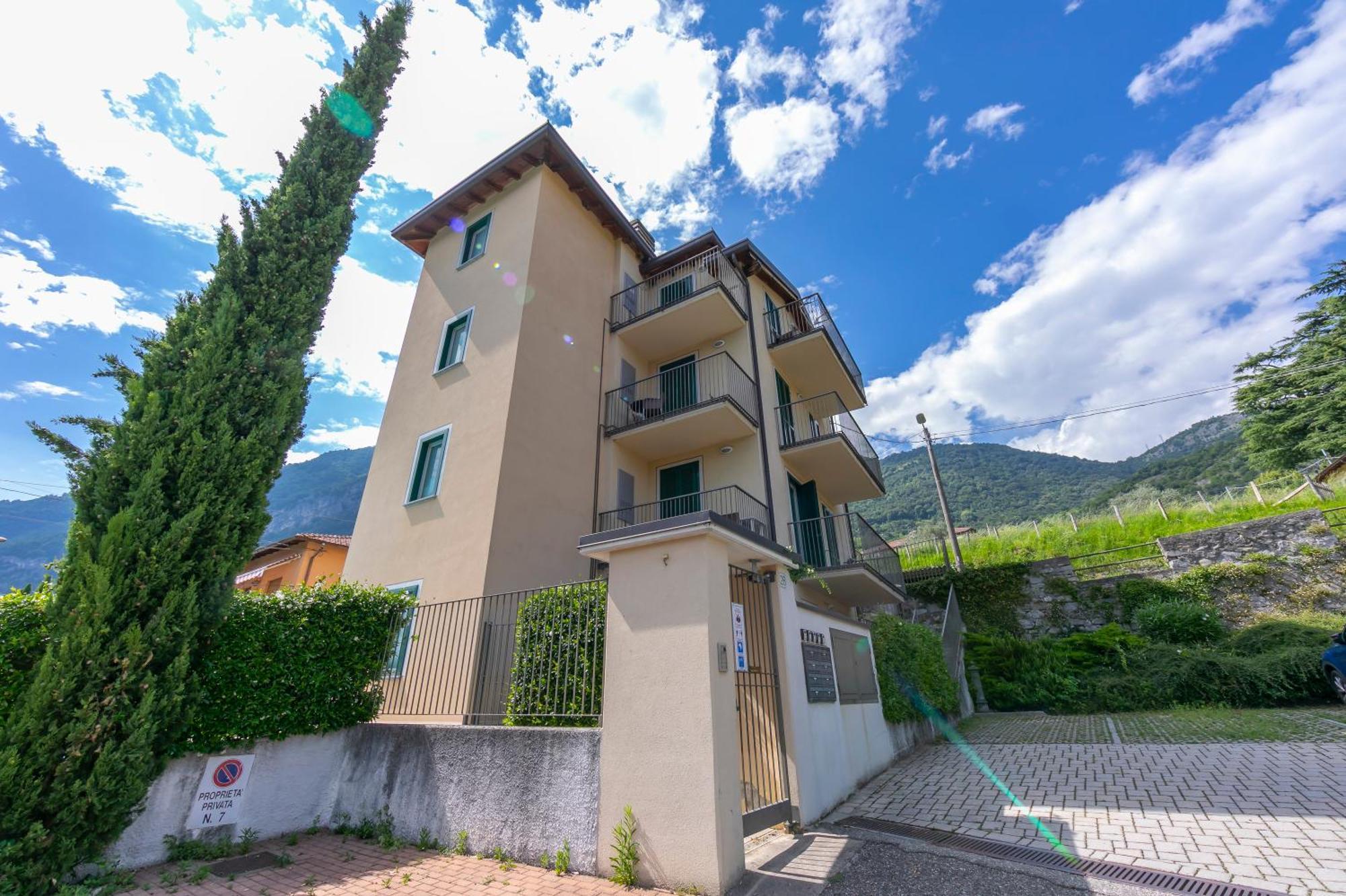 Belvedere Mansarda Tremezzo Exteriör bild